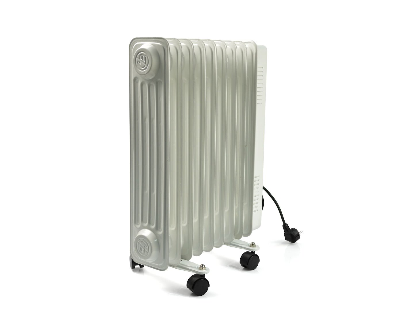 Ohřívač oleje s regulací a termostatem 7 žebříků Geko 7-žebříkový ohřívač oleje s termostatem – 7 žebříků pro stabilní teplotu a bezpečné ovládání — V provozu