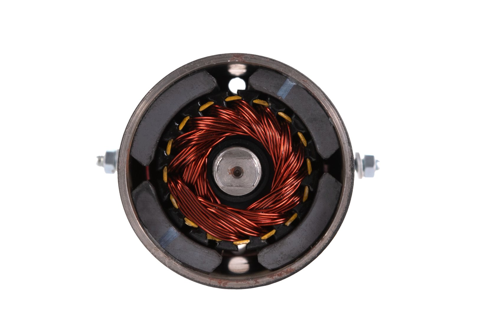 Motor pro vytahovací zařízení 12 V 4500 LB G81705 – Geko, model G81705, napětí 12 V, maximální zátěž 4500 lb — V provozu