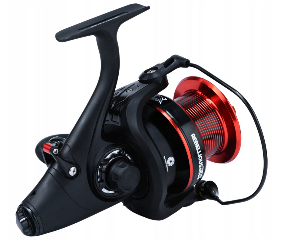 Hokkaido Rebellious Carp Pro 8000 – detail cívky a kličky