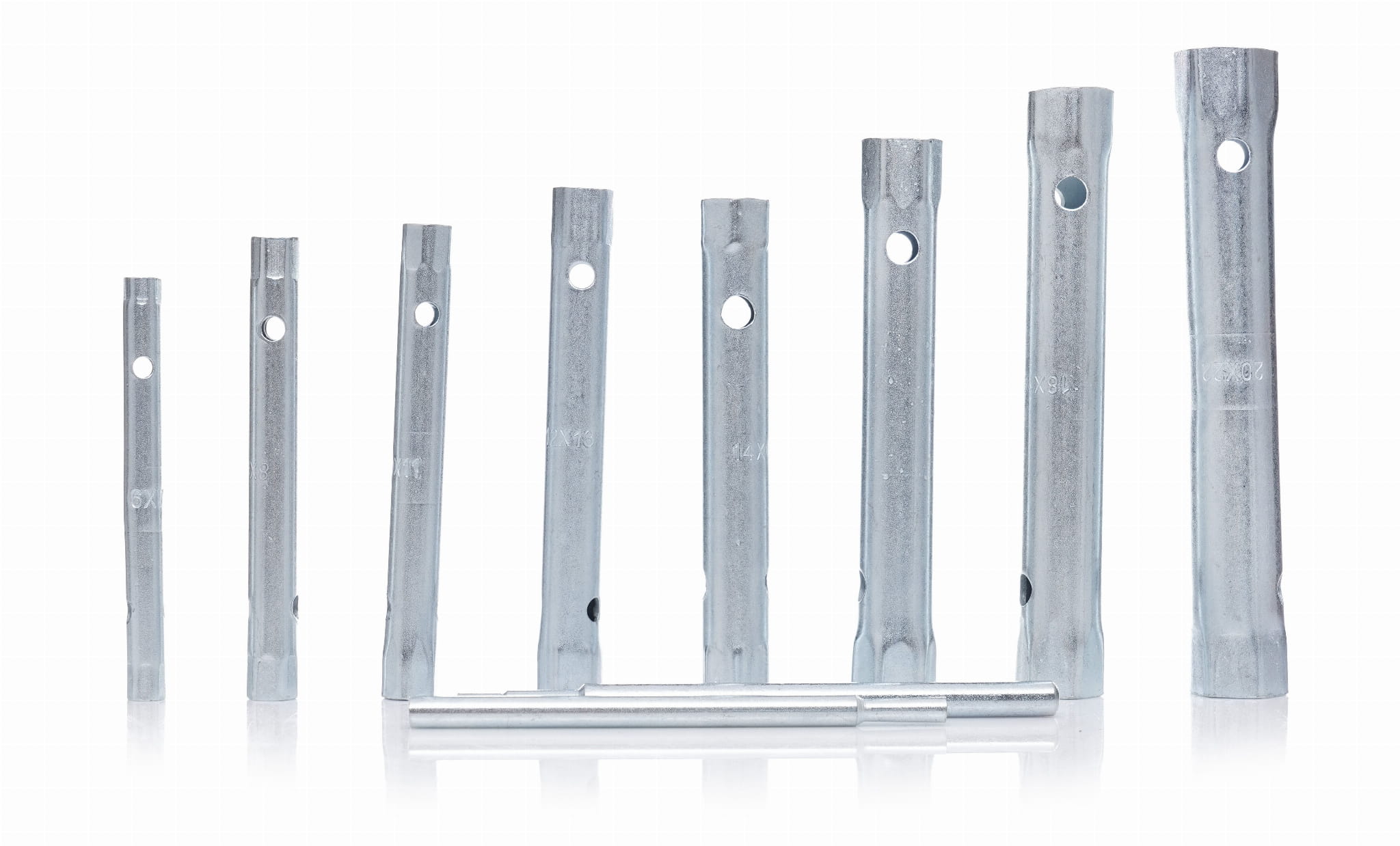 Kraft&Dele KD10820 sada klíčů na žhavicí svíčky – detail klíčů