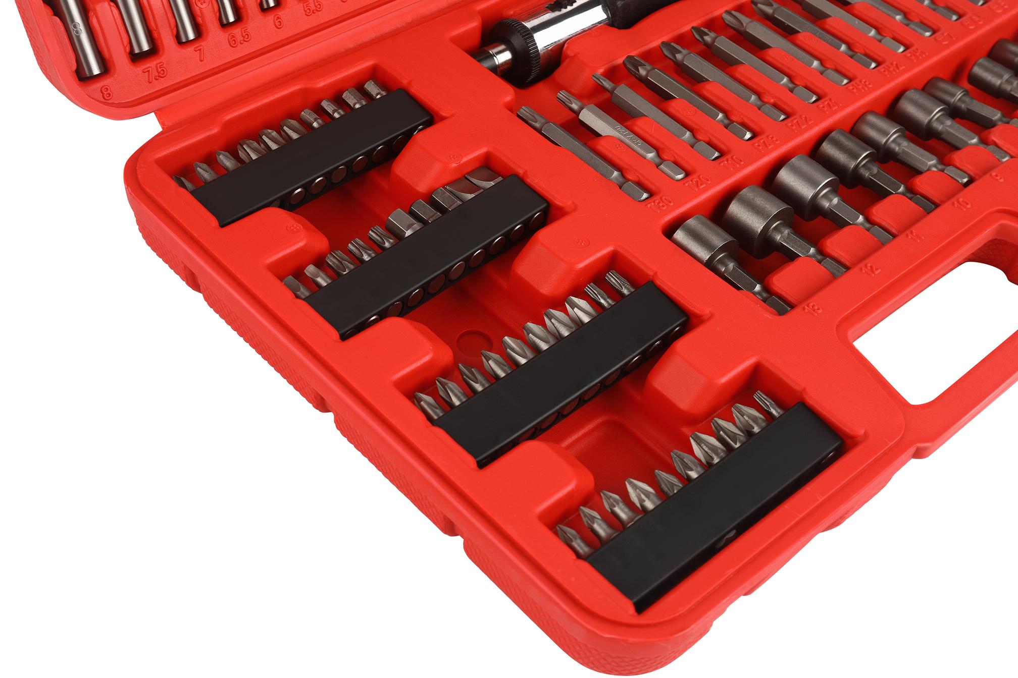 Kraft&Dele KD11298 – detail plastového kufříku s přehledným organizérem