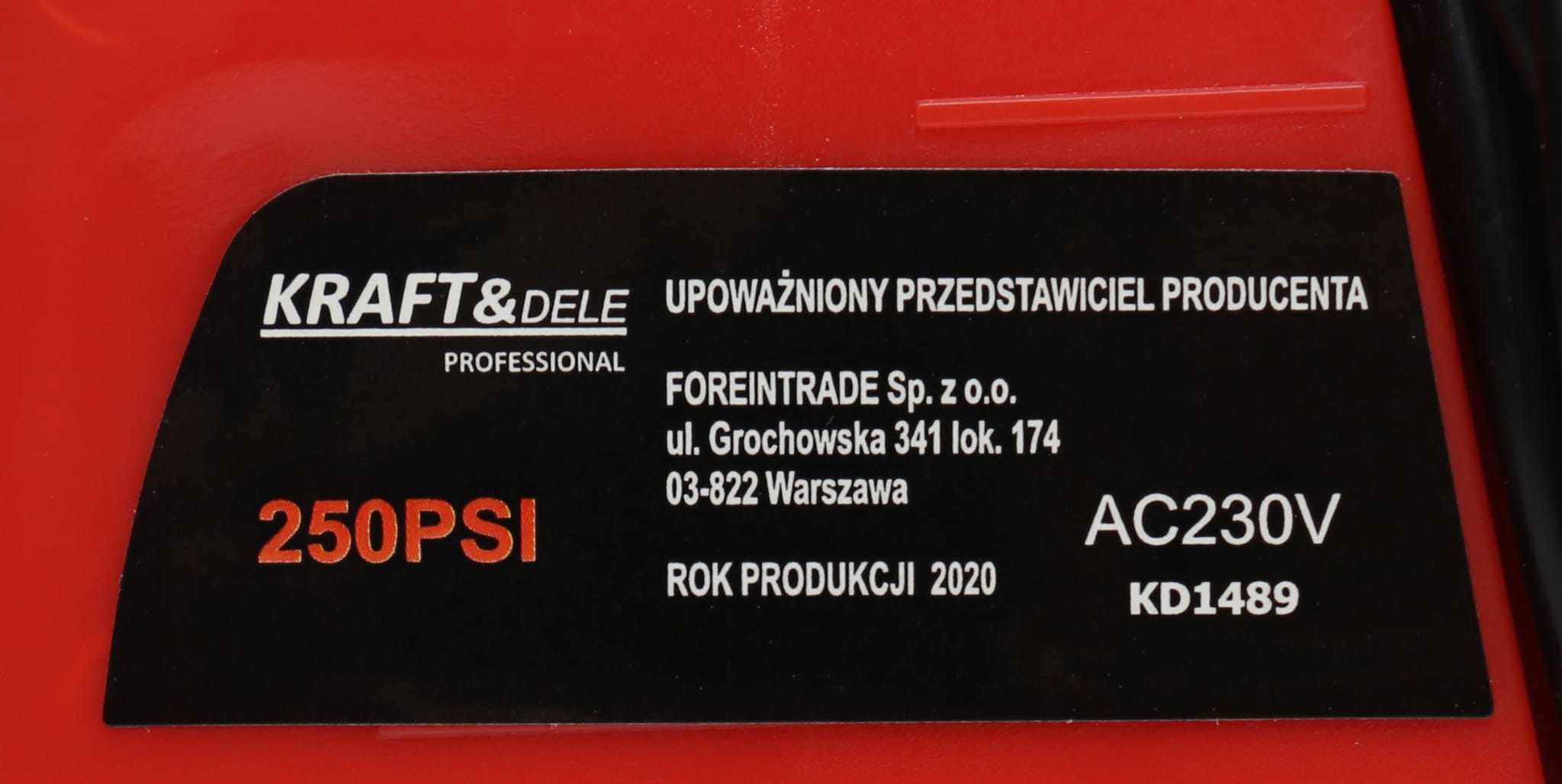 Autokompresor KD1489 – připojení do autozásuvky