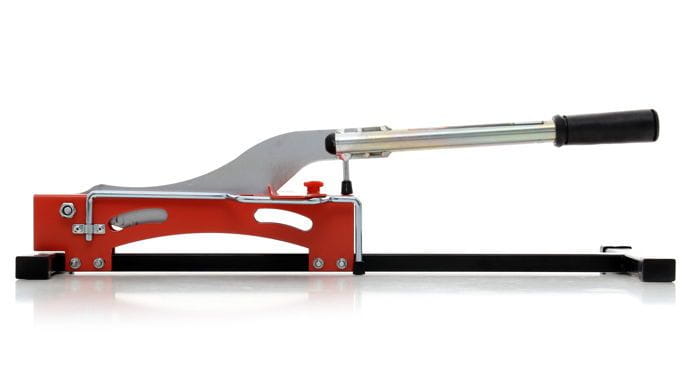 Řezací stroj KD1590 – detail řezacího nože