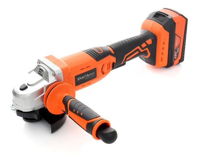 Úhlová bruska 18 V PROSERIES KD1772 – detail těla a madla