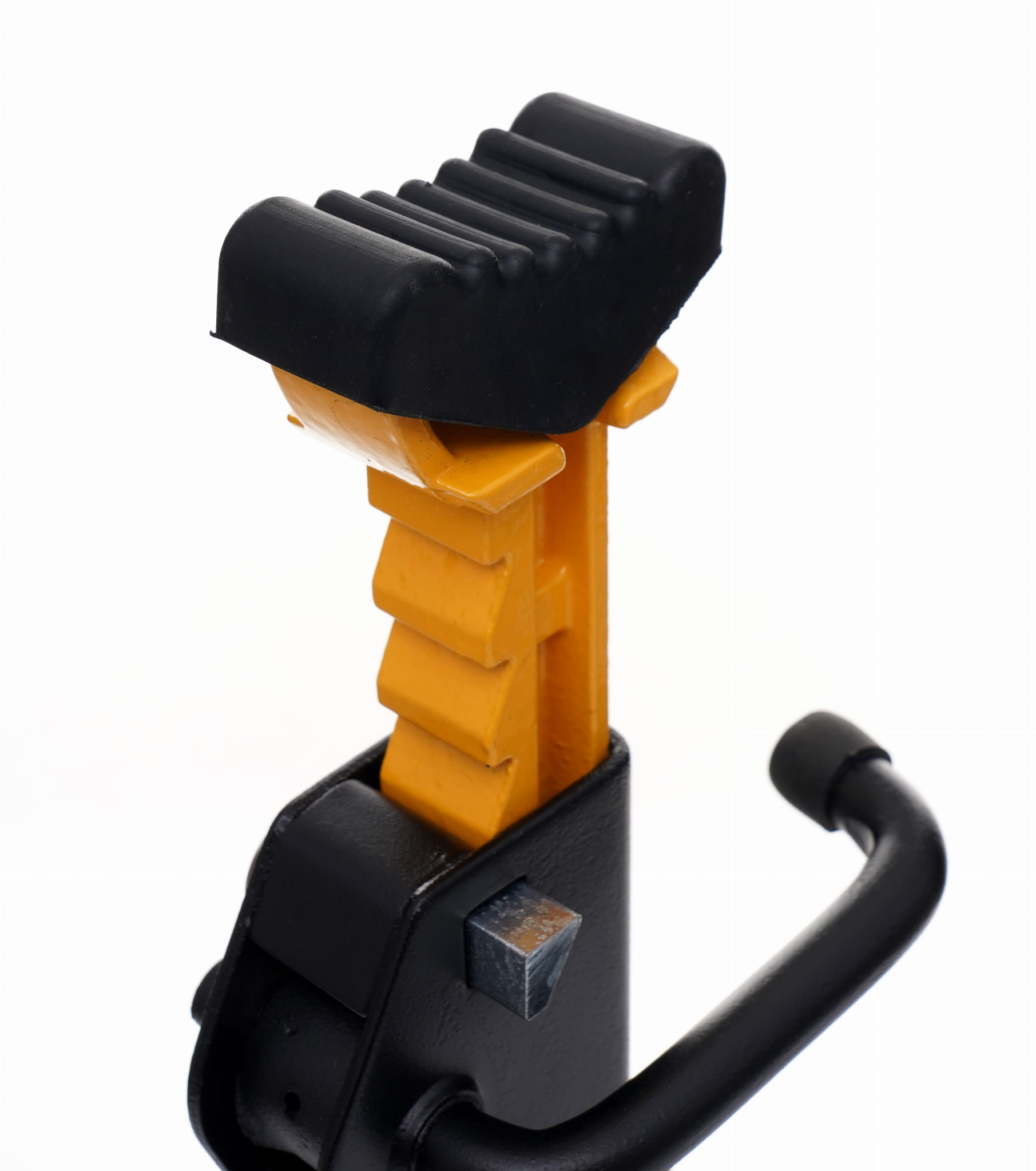 Automobilový podvozek Kraft&Dele KD3095 — ocelová konstrukce detail