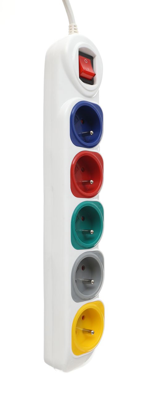 Prodlužovací kabel KD4010 – detail zásuvek