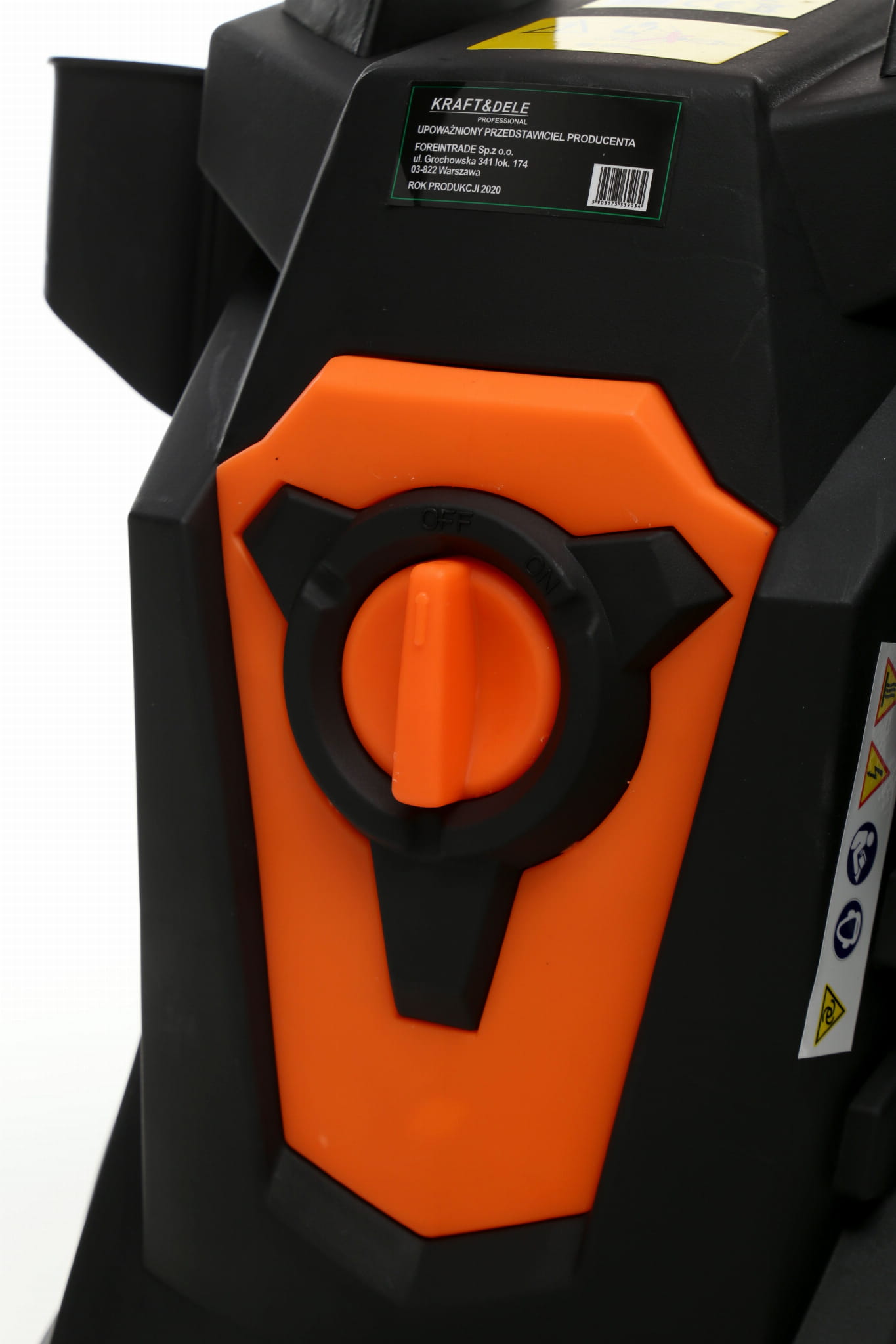 Tlaková myčka Kraft&Dele KD447 – detail kolečka a rámu