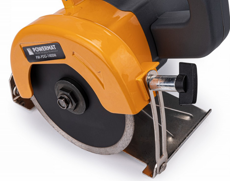 Ruční řezačka dlaždic 1400W Powermat – diamantový kotouč a vodicí lišta