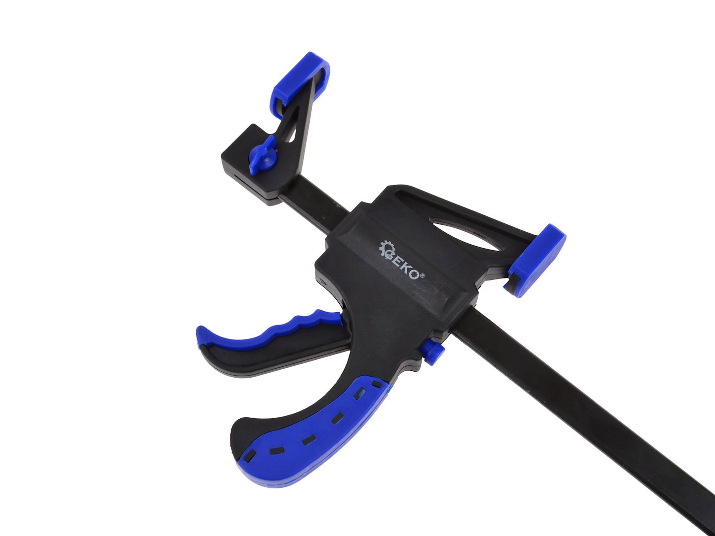 Jednoruký truhlářský svěrák Geko 450 mm — V provozu