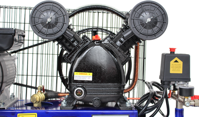 Kraft-Dele KD4054 — detail bezpečnostního ventilu a konektorů