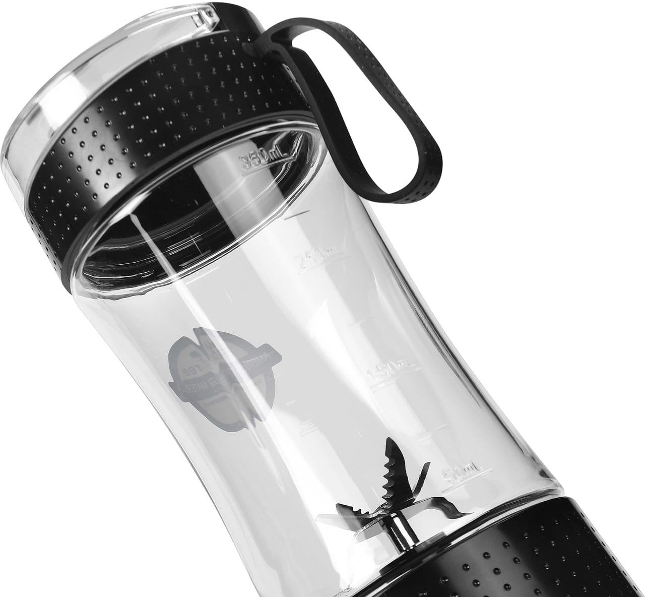 Přenosný akumulátorový mixér KD4170 – příprava smoothie