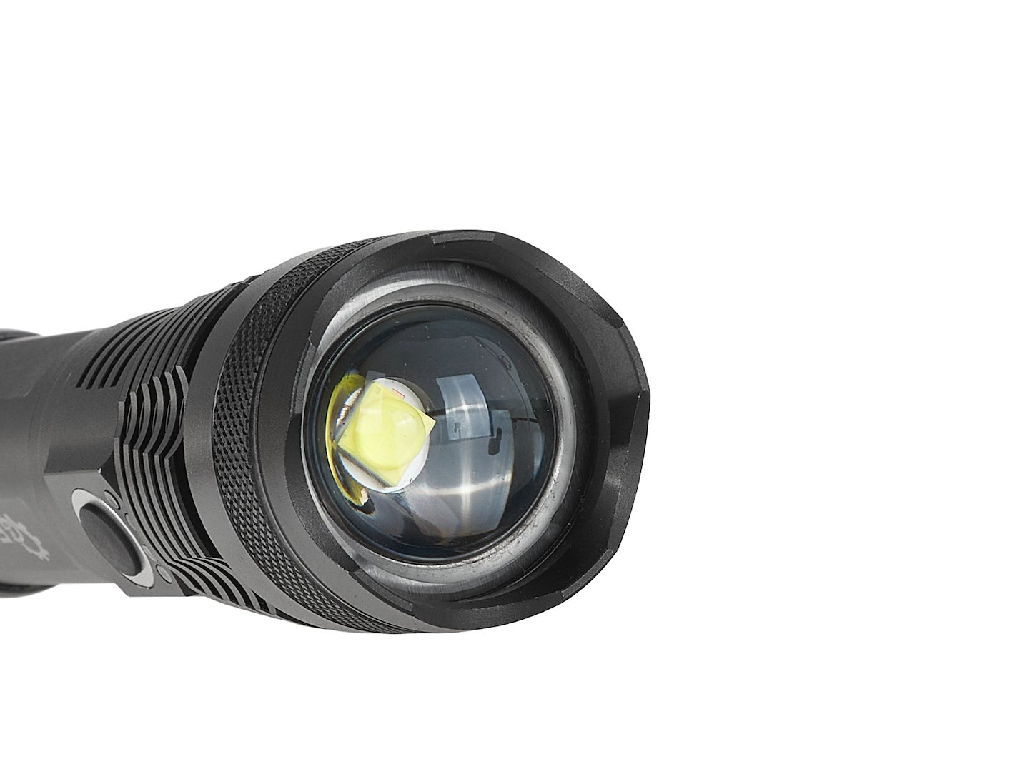 Taktická LED svítilna GEKO XHP50 15W 1500lm s akumulátorem 1800mAh - voděodolná IPX3 8