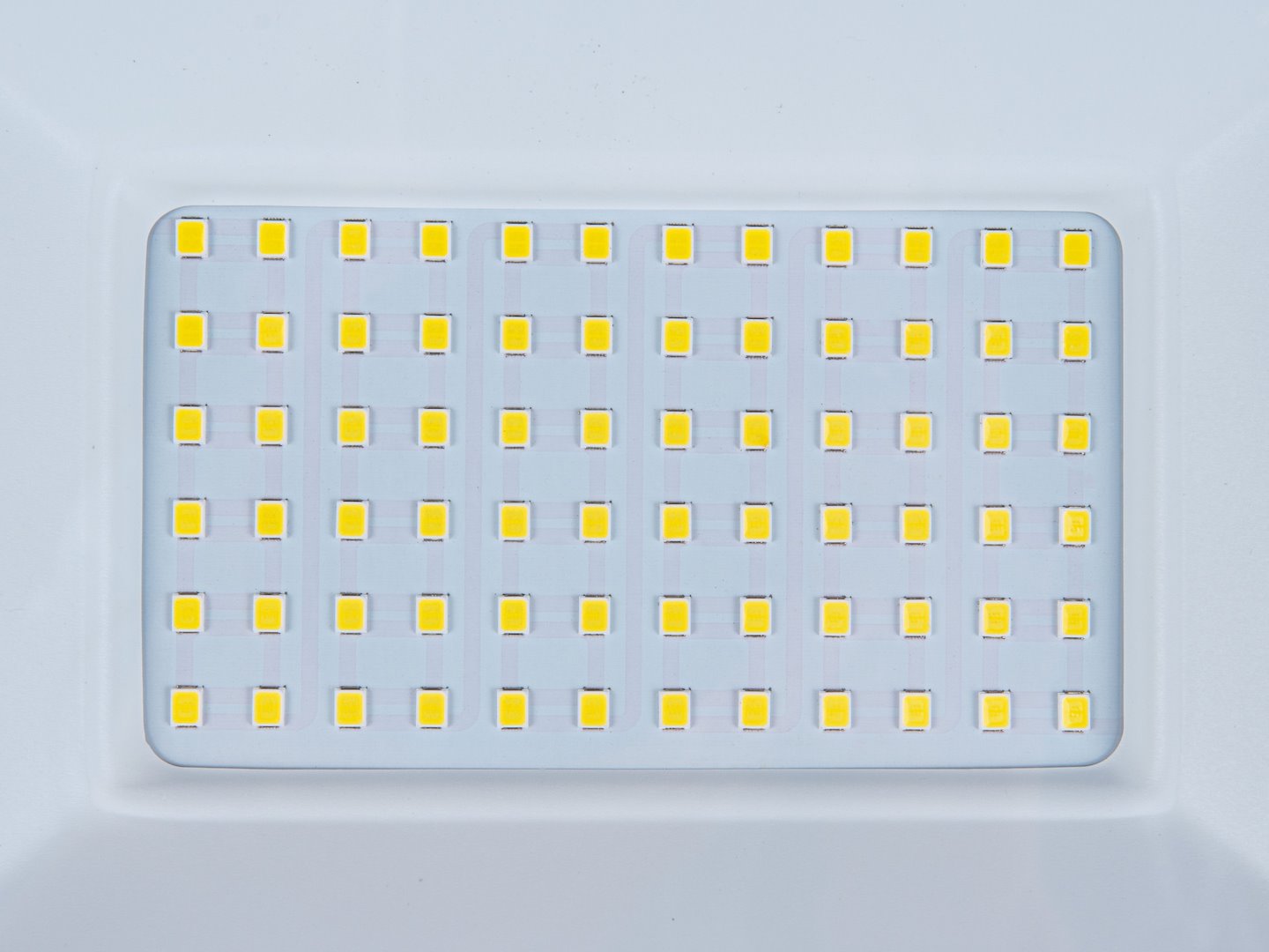 LED světlomet Geko 50W se stativem 4500K – profesionální osvětlení pro stavby a autoservisy 7