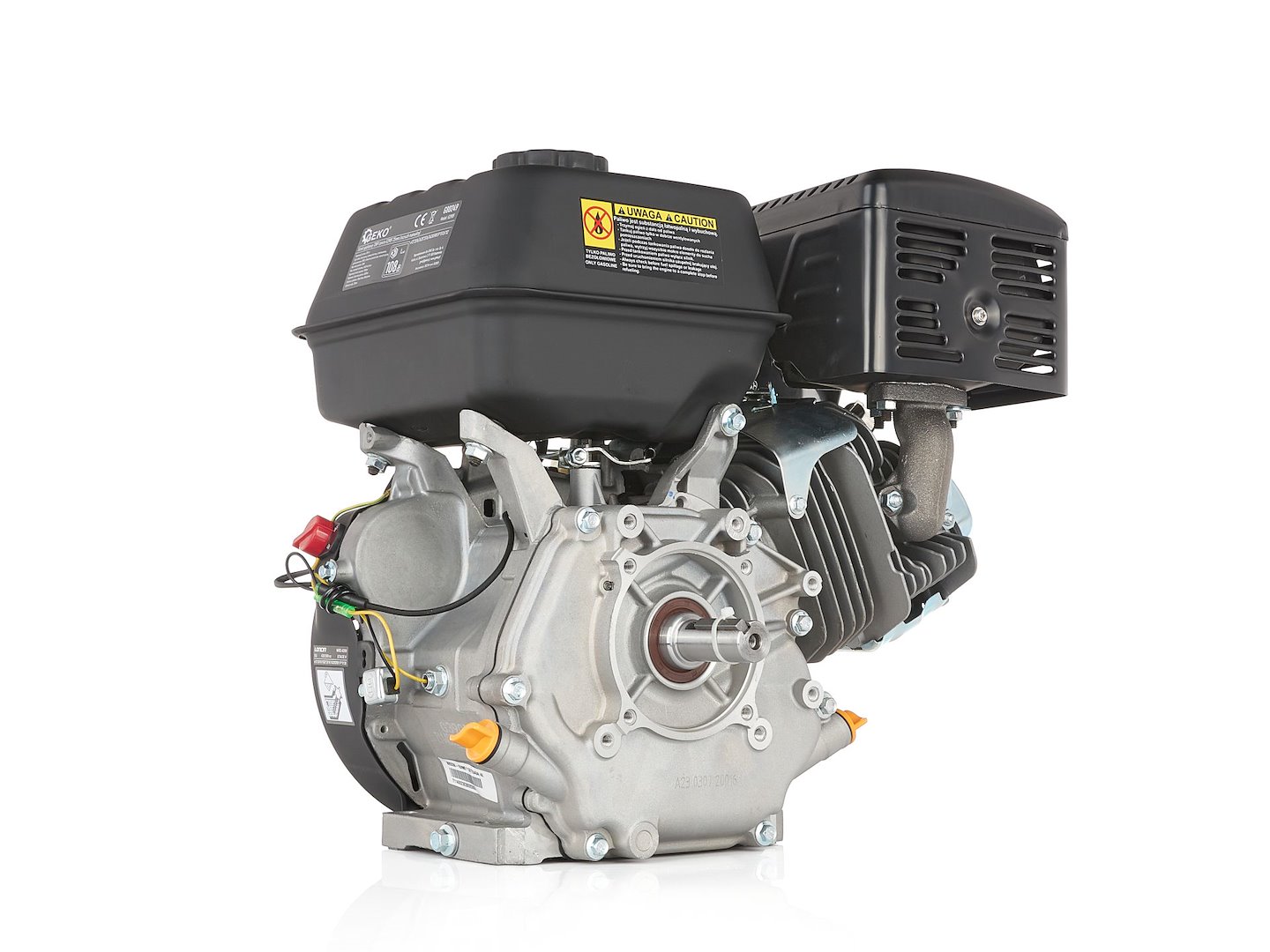 Spalovací motor Loncin G390F 13 HP – čtyřtaktní benzínový motor s hřídelí 25 mm pro profesionální nasazení 4