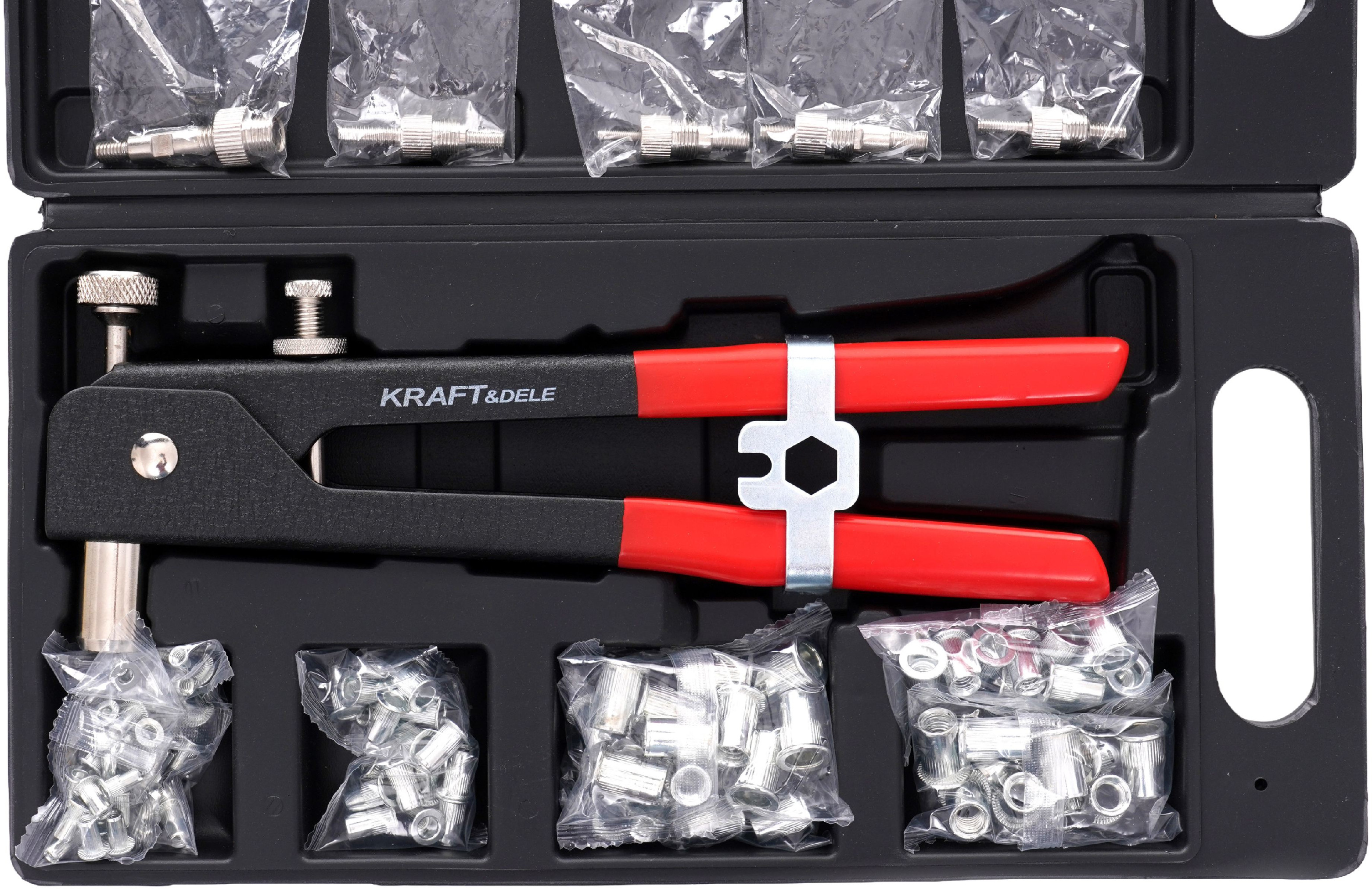 Ruční nýtovací kleště Kraft&Dele KD10555 – detail čelistí a trnu